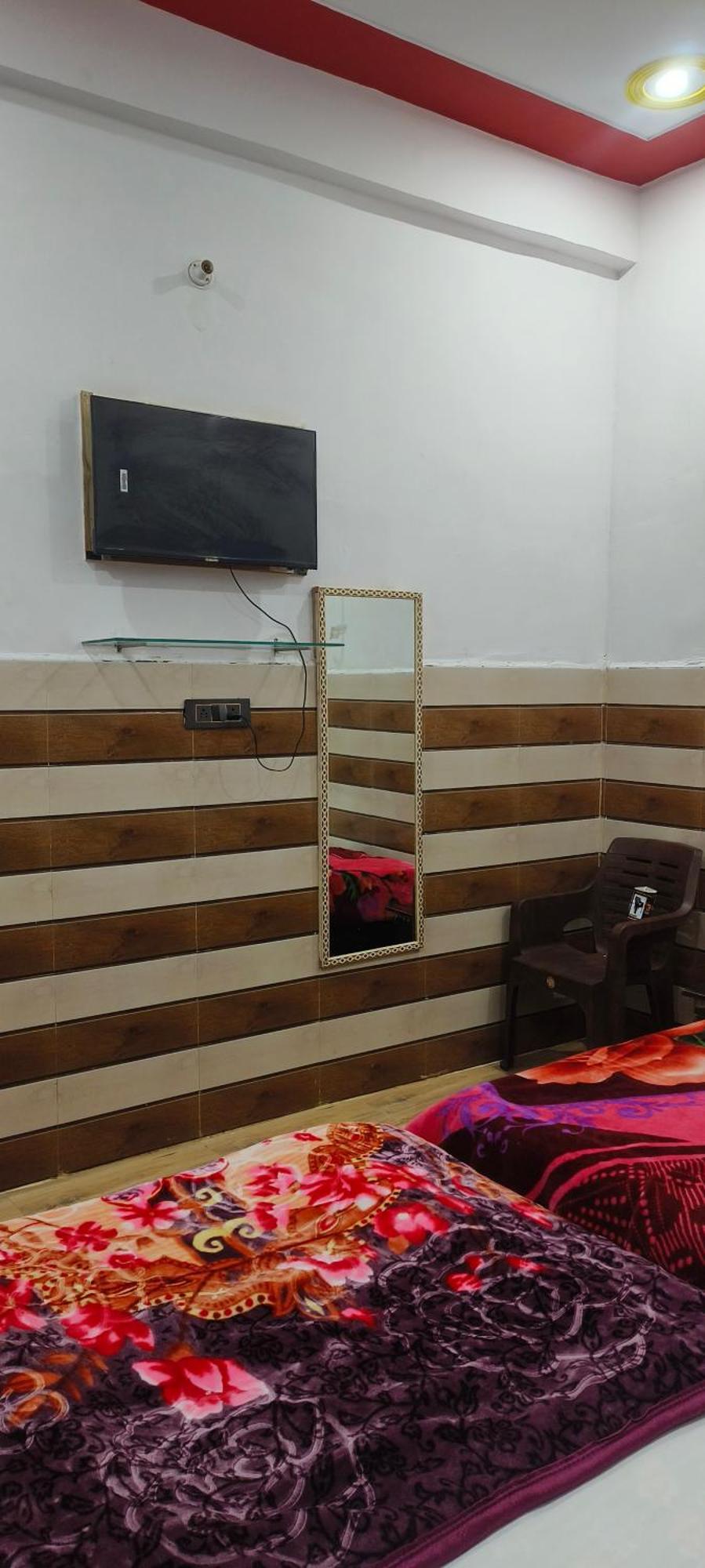 ホテル K.D.Dham Near Prem Mandir1 Vrindāvan エクステリア 写真