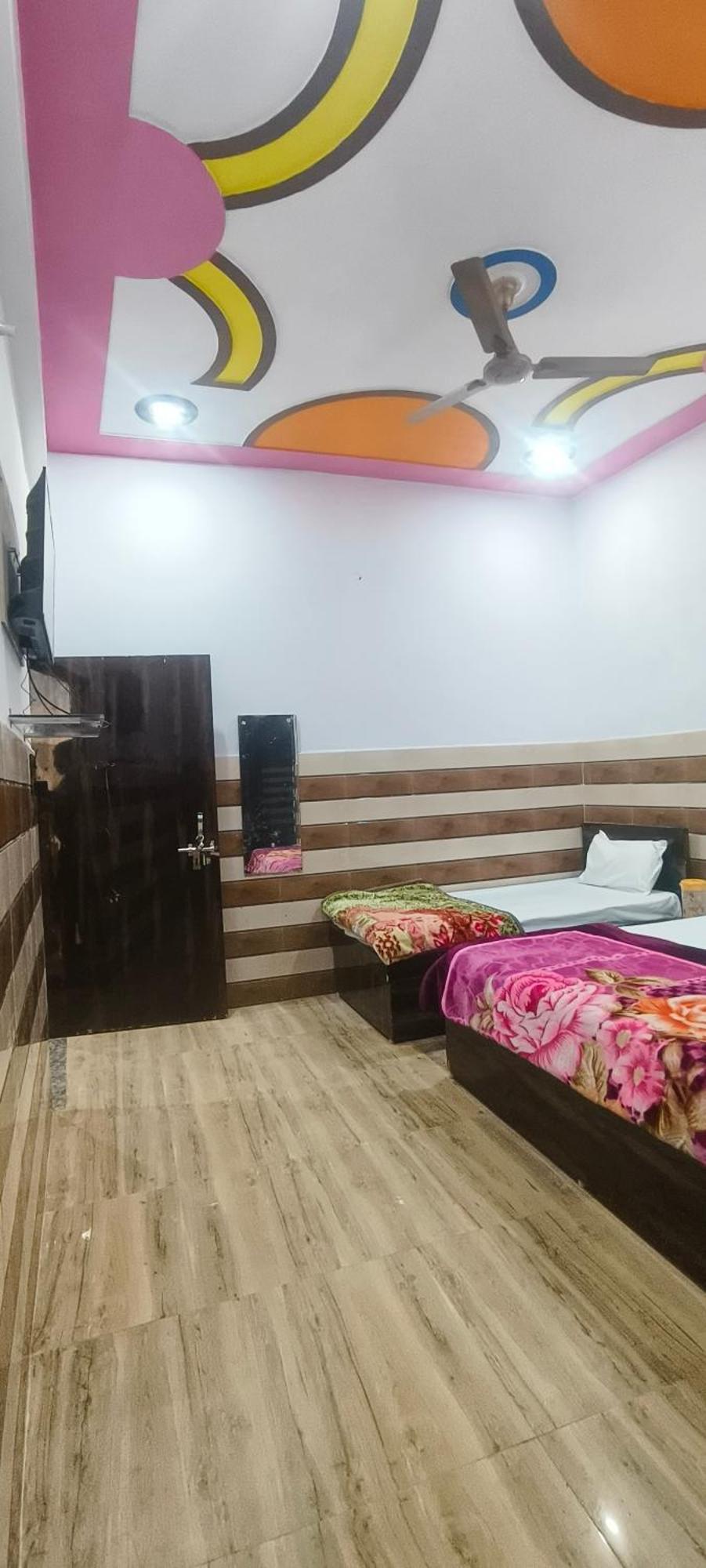 ホテル K.D.Dham Near Prem Mandir1 Vrindāvan エクステリア 写真