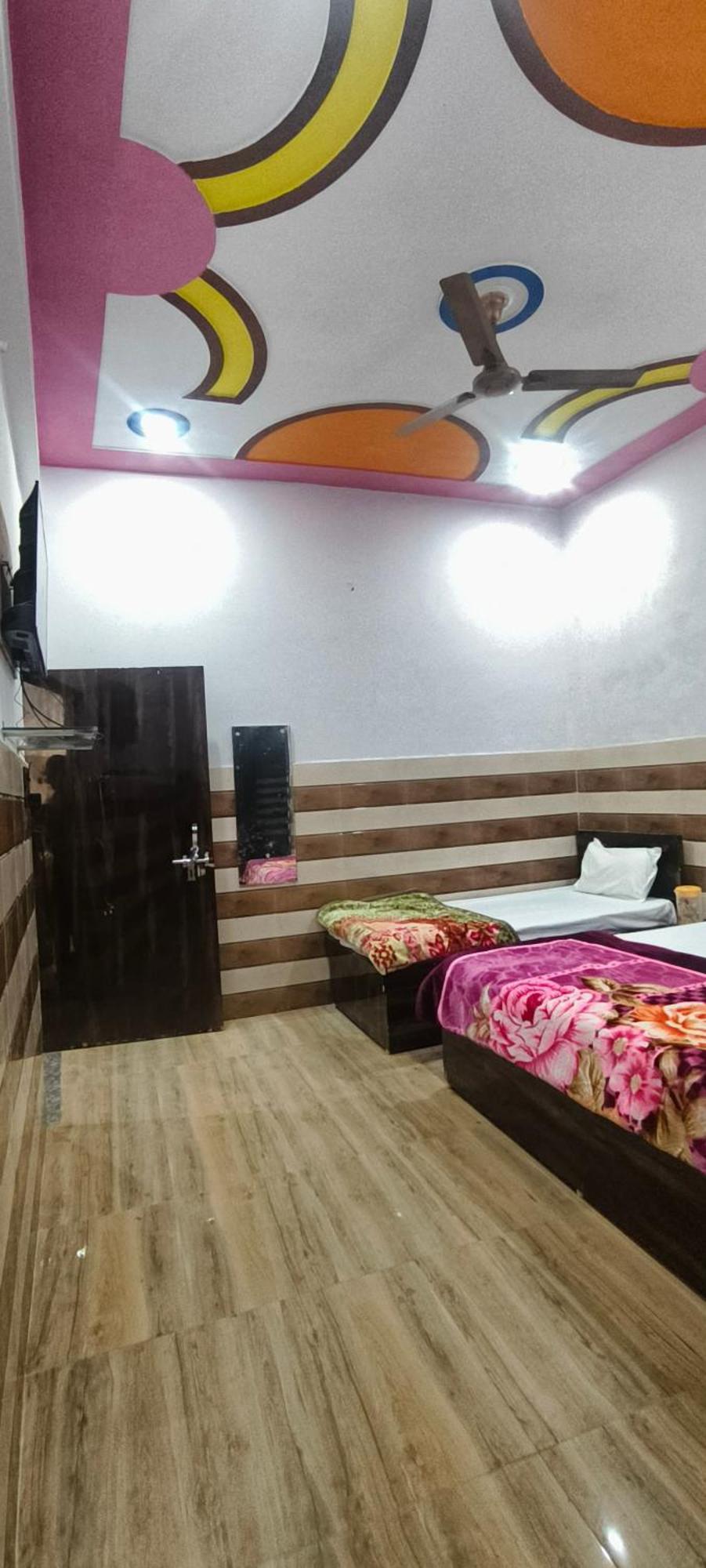 ホテル K.D.Dham Near Prem Mandir1 Vrindāvan エクステリア 写真
